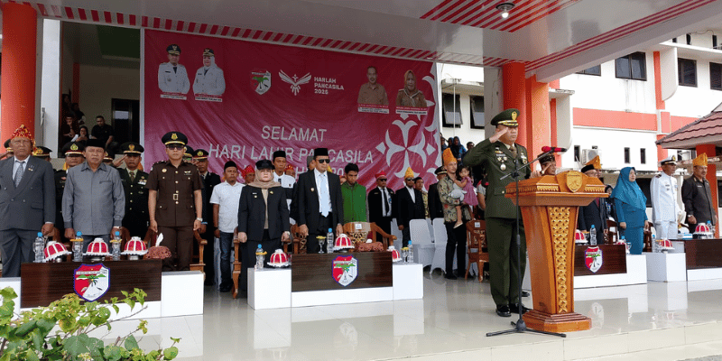 Dandim 1307/Poso Letkol Arm. Edi Yulian Budiargo, S.Sos., M.Han jadi Inspektur Upacara, Hari Kesaktian Pancasila, 1 Juni 2025
