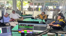 Bupati Tojo Una-Una Ilham Lawidu bersama unsur pimpinan DPRD Gusnar A..Suleman, Rizal C.Panjili dan Jafar M.Amin dalam Dialog “Satu Hati Dua Budaya”di Pro4 Gorontalo, Selasa 15 Juli 2025