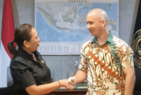 Direktur Reconnect Thomas Despin
saat melakukan Penandatanganan Memorandum of Understanding (MoU) dengan Deputi Bidang Pemasaran, Ibu Made Ayu Marthini