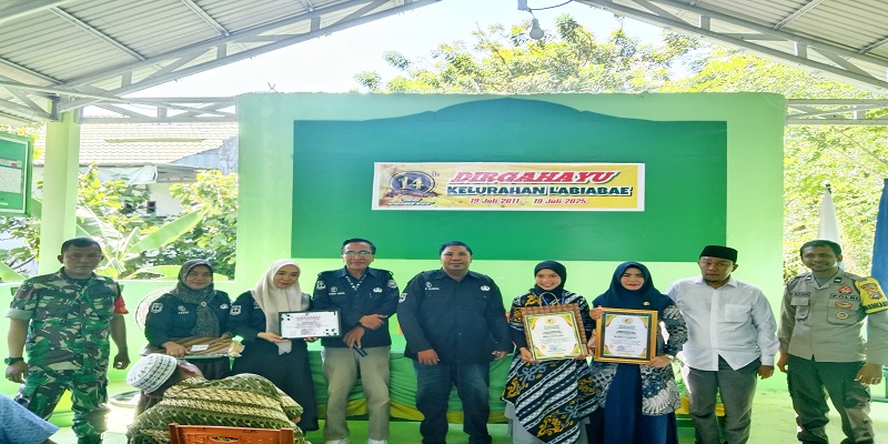 Hari jadi ke-14, Labiabae beri penghargaan tokoh berprestasi