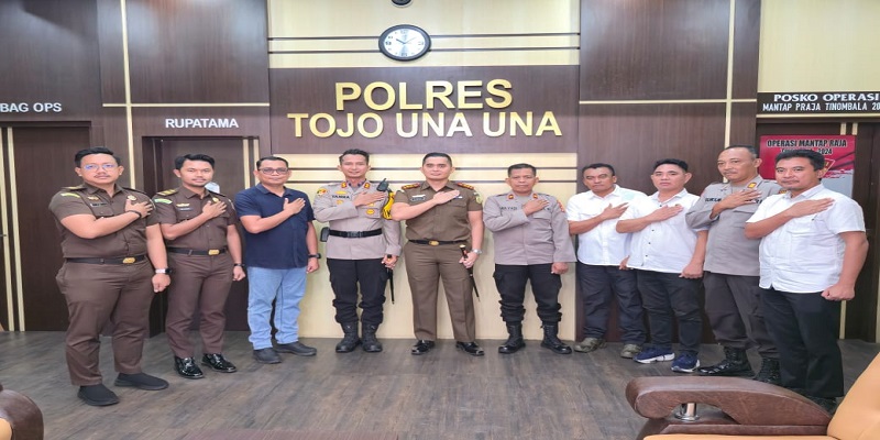  Kepala Kejari, Dr. Risky Fachrurrozi, S.H., M.H., beserta jajaran ke Polres Tojo Una-Una, Rabu (30/7/2025).
