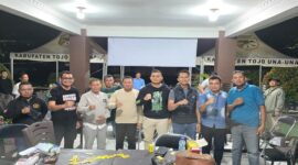 Turnamen Gaple yang digelar Kejaksaan Negeri Tojo Una-Una dalam rangka memperingati Hari Lahir Kejaksaan ke-80, Kamis malam (21/8/2025). 