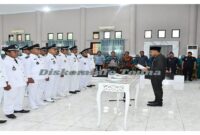 16 kepala desa di Kabupaten Tojo Una-Una resmi dikukuhkan kembali oleh Bupati Ilham Lawidu di Gedung Auditoriun Kantor Bupati,Kamis (28/8/2025).