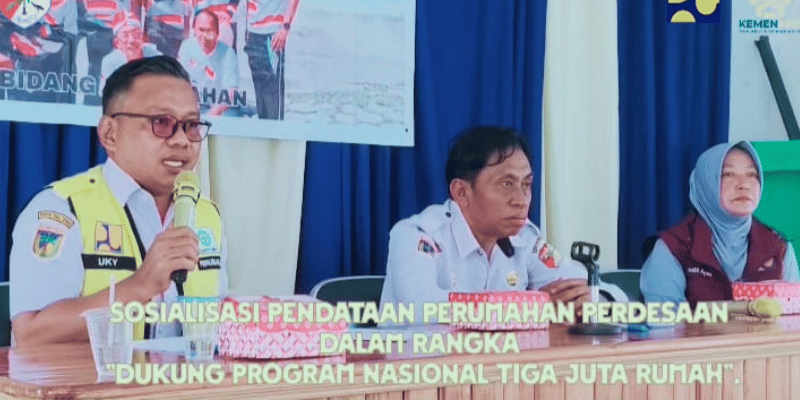 Tim Bidang Perumahan Dinas PUPRPKPP Touna, dengan pendampingan oleh Sekretaris Dinas Diti Apsa Muslaini, S.T,M.Si.,bersama Kabid Perumahan Syuhri Abdul Kadir,S.T.,melaksanakan kegiatan sosialisasi ini pada 20-24 Agustus 2025 di empat kecamatan wilayah Kepulauan