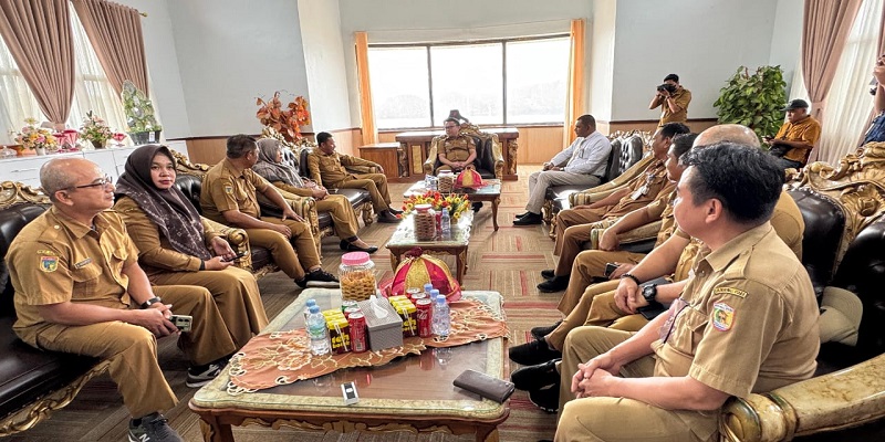 Kabupaten Tojo Una-Una dan Morowali Utara resmi menandatangani kesepakatan penegasan batas wilayah administratif pada Senin (4/8/2025)