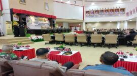 DPRD Kabupaten Tojo Una-Una menyetujui tiga Rancangan Peraturan Daerah (Ranperda) usulan Pemerintah Kabupaten dalam Sidang Paripurna yang dipimpin oleh Ketua DPRD, Gusnar A. Suleman, S.E., M.M., pada Selasa (19/8/2025).