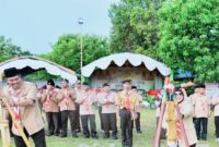 Wakil Bupati Tojo Una-Una, Hj. Surya, S.Sos., M.Si., secara resmi membuka perkemahan “Kemah Posintuvu Raya” di Bumi Perkemahan Padang Mas, Desa Tongku, Kecamatan Tojo, Ahad (10/8/2025).