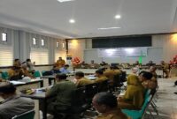 Bupati Ilham saat membuka Sosialisasi Proyek SUTT di Kantor Bupati, Selasa (9/9/2025).