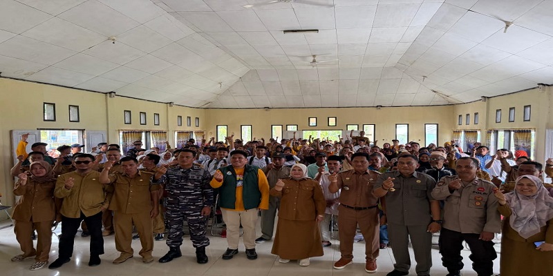 Wakil Bupati Tojo Una-Una (Touna), Hj. Surya, memberikan apresiasi atas pelaksanaan Ekspedisi Rupiah Berdaulat yang digelar Bank Indonesia (BI) Sulawesi Tengah bersama TNI Angkatan Laut di Kepulauan Togean, Selasa (23/9/2025).