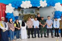 Asisten II  Pemkab Touna, Mohamad Asrar saat saat peluncuran program Makanan Bergizi pada Sabtu (4/10/2025).
