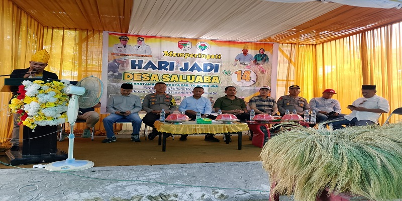 Kades Saluaba, Abdul Hafid Aba saat memberikan sambutan pada Hari Jadi ke-14, Minggu( 26/10/2025).