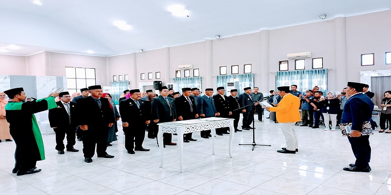 Suasana pelantikan dan pengambilan sumpah jabatan terhadap sejumlah OPD oleh Bupati Tojo Una-Una, Ilham Lawidu di Aula Gedung Auditorium Kantor Bupati  pada 26 September 2025 lalu.