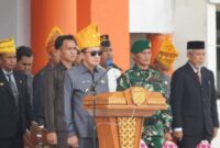 Bupati Ilham Lawidu dalam amanatnya saat memimpin upacara HKN dihalaman kantor  Bupati, Senin (10/11/2025), menekankan pentingnya kesehatan sebagai modal  utama pembangunan manusia.