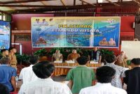 Wakil Bupati Touna,Hj.Surya,S.Sos,M.Si mewakili Bupati Ilham Lawidu, secara resmi membuka kegiatan di Homestey Latifah Bailo, Senin(3/11/2025). 