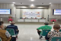 Rapat Tim Evaluasi dan Pengawasan Realisasi Anggaran (TEPRA) dipimpin oleh Bupati Ilham Lawidu dan Wakil Bupati Hj. Surya Lapasiri, di Gedung Auditorium Kantor Bupati Touna,Kamis(27/11/2025).
