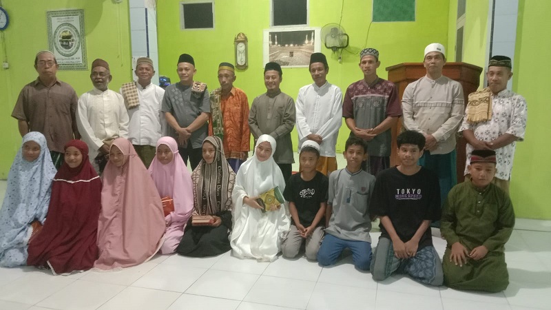 Tim Safari Ramadan Pemerintah Kabupaten Banggai Kepulauan yang dipimpin Ketua DPRD, Arkam Suppu, S.Th.I., M.H., menyambangi Kecamatan Liang, Senin (23/2/2026).
