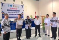 Asisten II Setda Banggai Kepulauan, Halimah Umar Hamid, S.Sos., mewakili Bupati membuka Sosialisasi Peraturan Menteri Pendidikan Dasar dan Menengah (Permendikdasmen) Nomor 4 Tahun 2026, Senin (9/2/2026).

