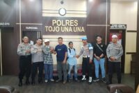 Polemik antara oknum anggota Polres Tojo Una-Una dan seorang jurnalis berinisial JD akhirnyaselesai,  kedua belah pihak sepakat berdamai secara kekeluargaan. Momen rekonsiliasi ini  dipimpin langsung oleh Wakapolres Touna Kompol Mulyadi di ruang kerjanya Minggu (15/2/2026).
