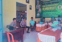 Kasat Binmas Polres Tojo Una-Una AKP AGUS Habibie saat menyambangi Kantor Komda Alkhaerat Tojo Una-Una di Jalan Mohm Hatta, Kelurahan Muara Toba, Senin (30/3/2026).