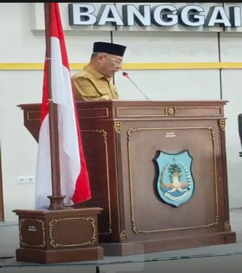   Bupati Banggai Kepulauan, Rusli Moidady, S.T., M.T., AIFO, menghadiri Rapat Paripurna DPRD, Senin (9/3/2026).