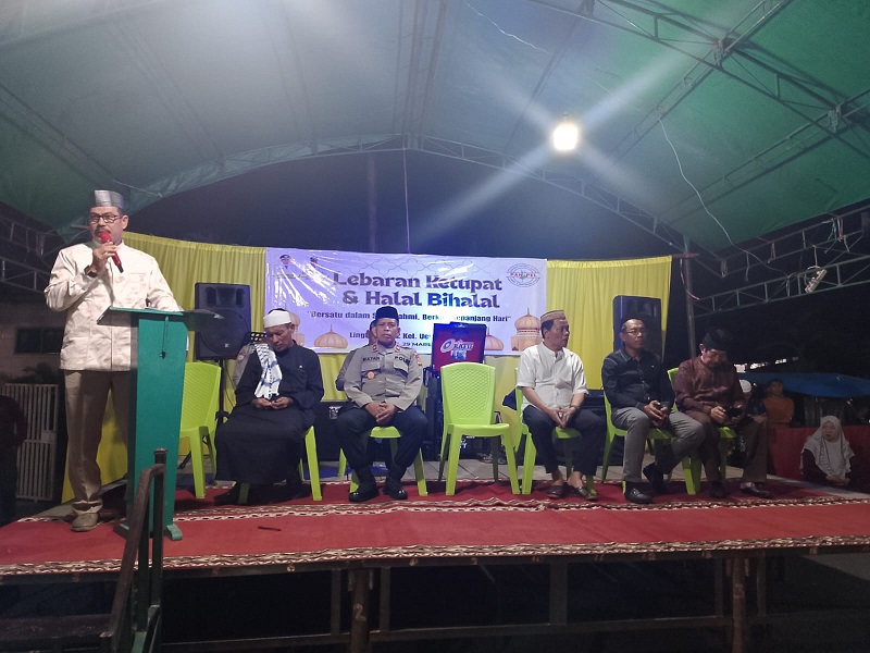 Sekretaris Daerah Kabupaten Tojo Una-Una, Alfian Matajeng, membuka kegiatan halal bihalal yang digelar warga di Jalan Delima, Kelurahan Dondo Barat, Kecamatan Ratolindo, serta Kelurahan Uentanaga Atas, Minggu (29/3/2026) malam.
