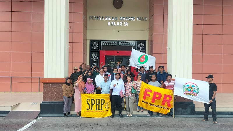 Sembilan warga Desa Loli Oge, Kabupaten Donggala, menang di Pengadilan Negeri (PN) Kelas IA Palu, Senin (20/4),  majelis hakim mengabulkan seluruh permohonan praperadilan mereka.