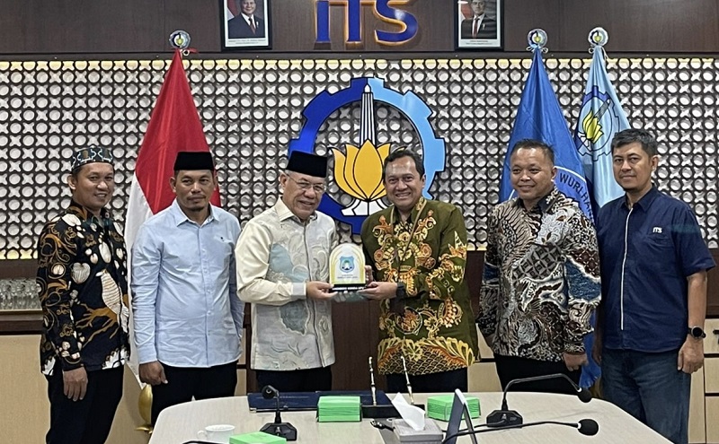 Pemerintah Kabupaten Banggai Kepulauan (Bangkep) resmi menjalin kerja sama dengan Institut Teknologi Sepuluh Nopember  Surabaya, MoU berlangsung di Ruang Pertemuan Kampus ITS Rabu (29/4/2026).