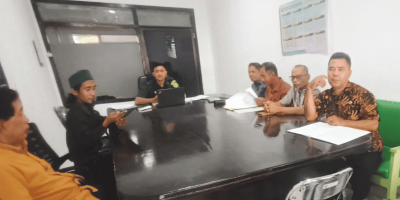 Mediasi dalam perkara perdata sengketa lahan yang saat ini digunakan sebagai lokasi KPU Kabupaten Banggai Kepulauan (Bangkep) di Pengadilan Negeri (PN) Luwuk, Rabu (15/4/2026)
