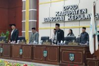 Wakil Bupati Banggai Kepulauan, Serfi Kambey, menghadiri rapat paripurna DPRD Banggai Kepulauan, Kamis (9/4/2026).