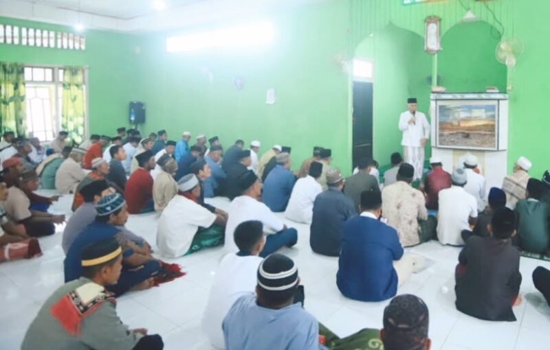Pemerintah Kabupaten Banggai Kepulauan melaksanakan kegiatan Safari Jumat di Masjid Desa Alakasing, Kecamatan Peling Tengah.  Jumat (17/4/2026) pukul 12.30 WITA hingga selesai.
