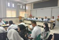 Wakil Bupati Tojo Una-Una, Hj. Surya Lapasiri saat membuka  Rapat TEPRA di ruang Kantor Bupati setempat, Rabu (29/4/2026).