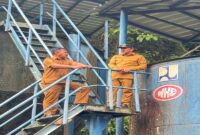 Bupati Ilham Lawidu didampingi Kadis PUPR Tojo Una-Una, Asfan Supu, meninjau kondisi Sistem Penyediaan Air Minum (SPAM) di Desa Urundaka, Kecamatan Ampana Tete,Senin (18/5/2026), guna memastikan pelayanan air bersih bagi masyarakat berjalan optimal.