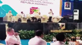 Bupati Tojo Una-Una, Ilham Lawidu, memaparkan pelaksanaan Program Nasional ASTA CITA di hadapan Gubernur Sulawesi Tengah, Anwar Hafid, dan para kepala daerah se-Sulawesi Tengah dalam Rakor ASTA CITA di Gedung Serba Guna Matano, Bungku, Morowali, Rabu (13/5/2026).