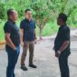 Danrem 132/Tadulako Brigjen TNI Suntara Wisnu dan rombongan didamping Dandim 1307/Poso Letkol Arm Edi Yulian Budiargo, dan Camat Ampana Tete, Wahid Rimpu menijau lokasi destinasi wisata Pasir Putih Desa Tete B, Kecamatan Ampana Tete, Jumat , (8/5/2026)