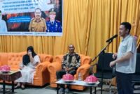 Bupati Ilham Lawidu memberikan sambutan pada Syukuran Dinas baru Pemadam Kebakaran dan Penyelamatan Tojo Una-Una, Jumat,( 8/5/ 2026) malam.