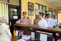 Pelayanan SKCK Polres Banggai secara prima, Kasat Intelkam Polres Banggai, Iptu Muh. Ruhil Newton Sugiarto, memberikan penjelasan resmi terkait inovasi ini.