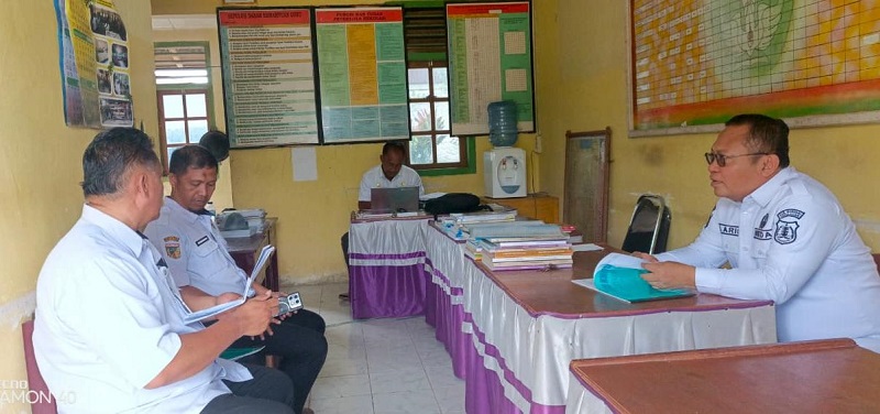 Sekretaris Daerah Kabupaten Banggai Kepulauan, Muh. Aris Susanto, menggelar inspeksi mendadak ke Kecamatan Totikum Selatan, Rabu (6/5/26).