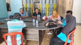Rapat sunatan Masal Kecamatan Ampana Tete Jumat. Jam 09.00 Pagi tadi tempat Kantor Desa Uebone