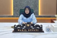 Wakil Bupati Tojo Una-Una Hj. Surya Lapasiri