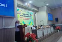 
Wakil Bupati Tojo Una-Una Surya membuka Rapat Kerja Pendidikan Tahun 2026 yang diikuti para kepala sekolah dan ratusan guru se-Kecamatan Ratolindo, Rabu (10/6/2026). (Foto: Budi Dako)