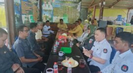 Pengurus DPD II Partai Golkar Tojo Una-Una menerima kunjungan kerja KPU dan Bawaslu Kabupaten Tojo Una-Una di Pendopo Taliku Banua Abdan Lasawedi, Kelurahan Uemalingku, Senin (22/6/2026).