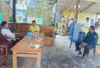 Yus Mangun bersama Bupati  Ilham Lawidu, dan Albar Amir berfoto usai pertemuan yang membahas dukungan pemerintah pusat dalam membantu daerah memenuhi kebutuhan anggaran PPPK. (Foto: Budi)